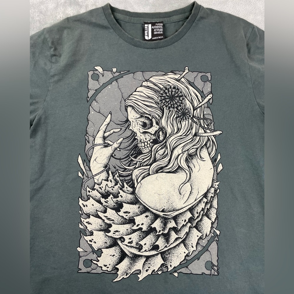 Skull Woman T Shirt Men’s Large Continental Made In UK Fvckin Authentic Attitude